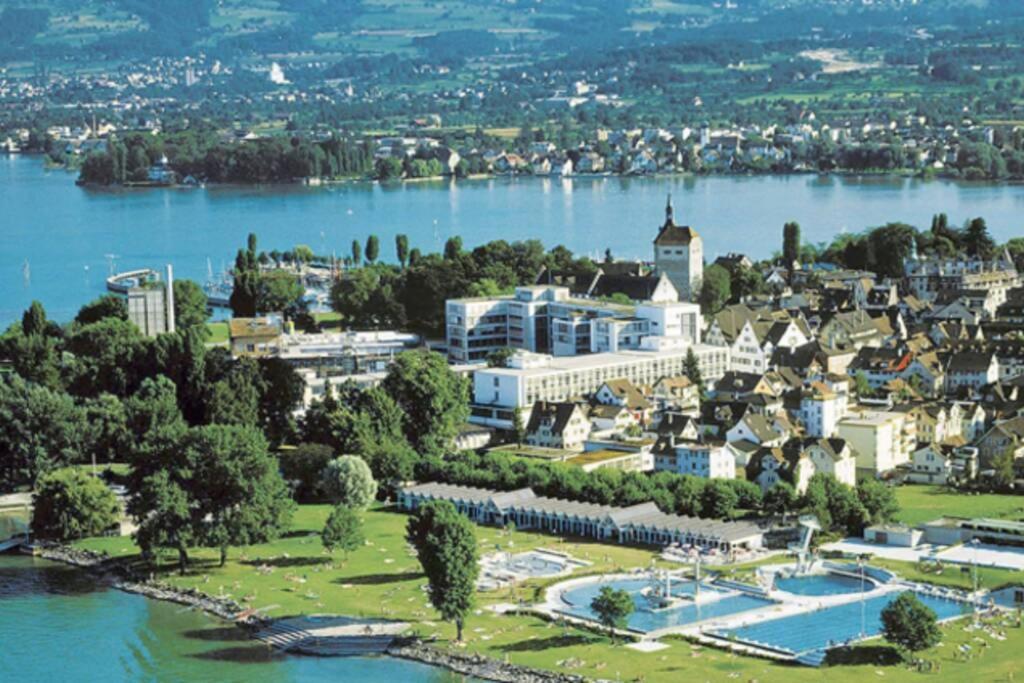 Schoenes In Am Bodensee Neu Klimatisiert ! Apartmán